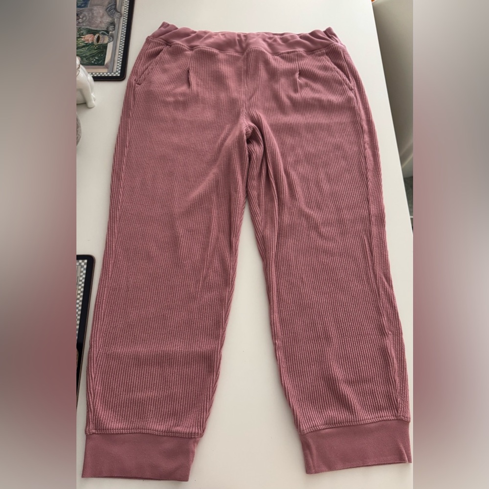 Calvin Klein Pink Sweatpants Relaxed Fit